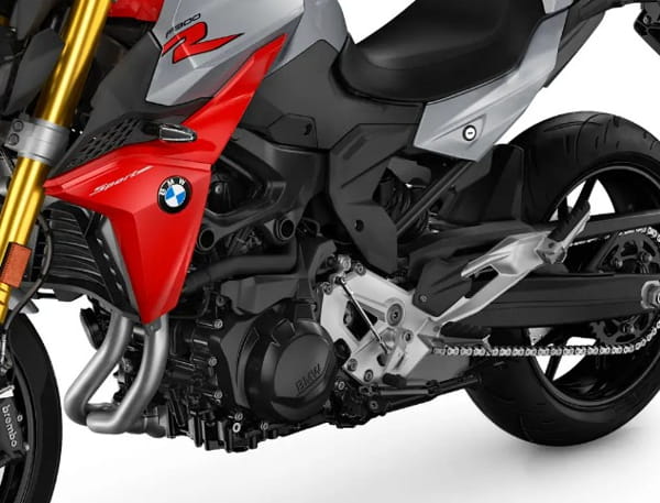BMW F900R Engine Fuel Consumption
