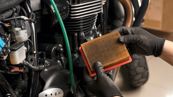 Remove the old air filter motorcycle
